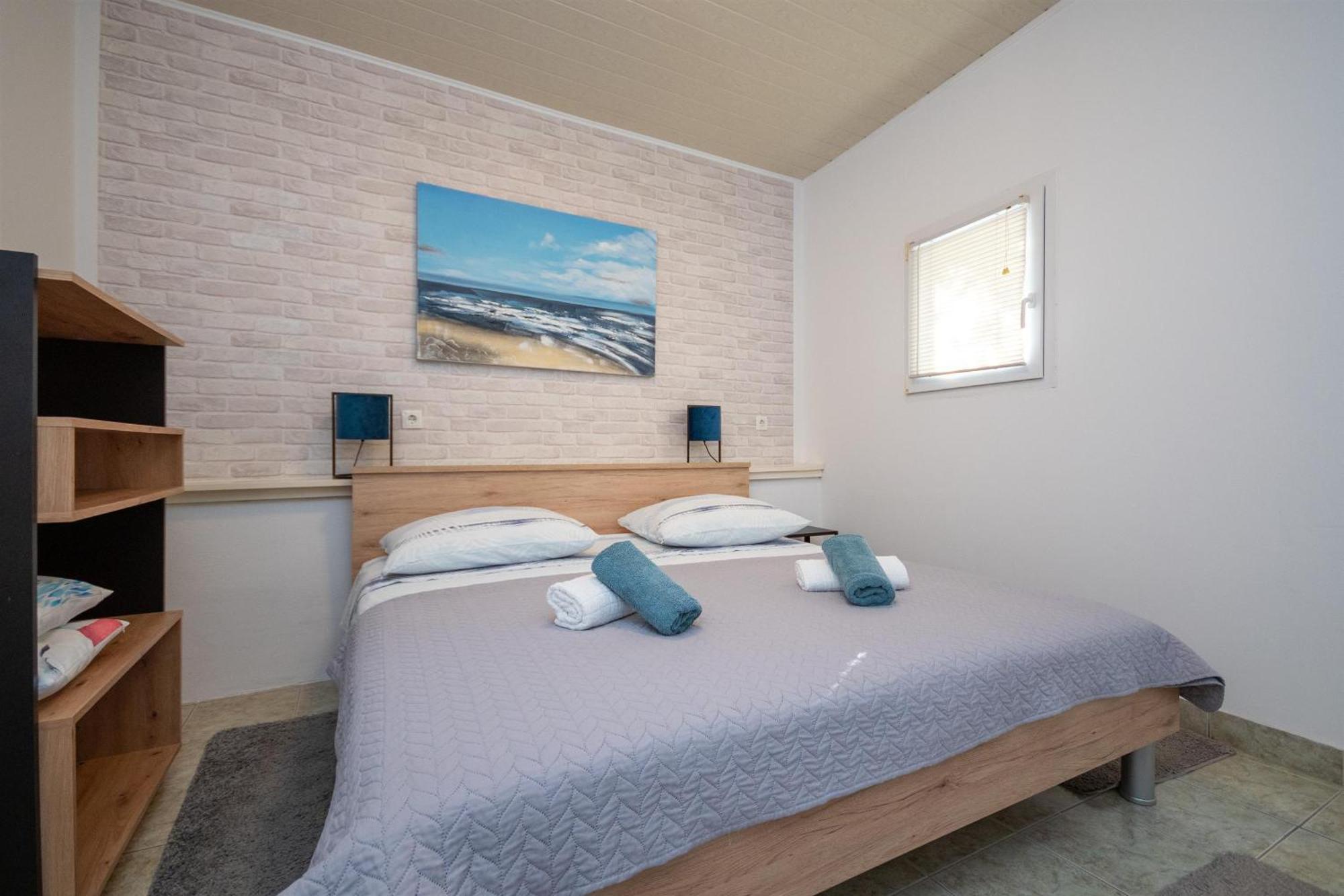Apartments Ivan - With Parking Omiš Εξωτερικό φωτογραφία