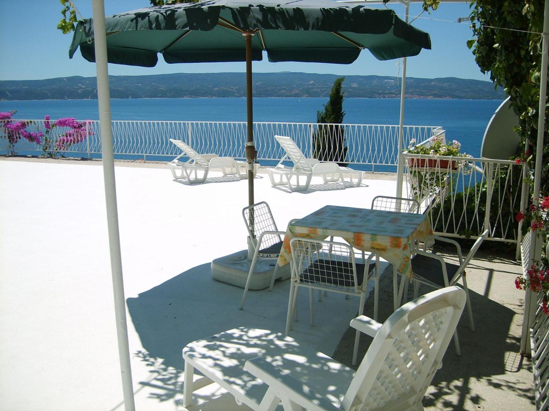 Apartments Ivan - With Parking Omiš Εξωτερικό φωτογραφία