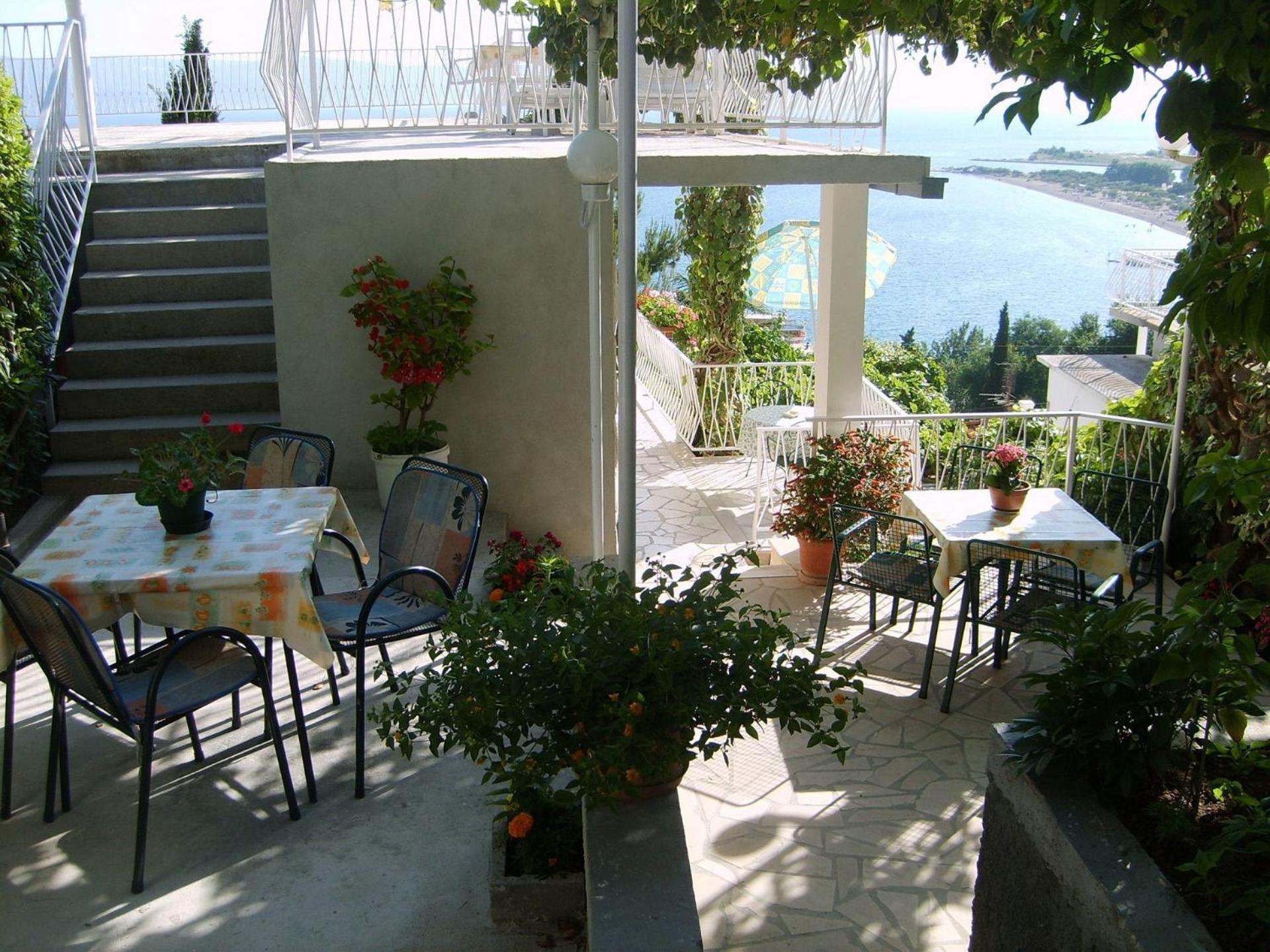 Apartments Ivan - With Parking Omiš Εξωτερικό φωτογραφία