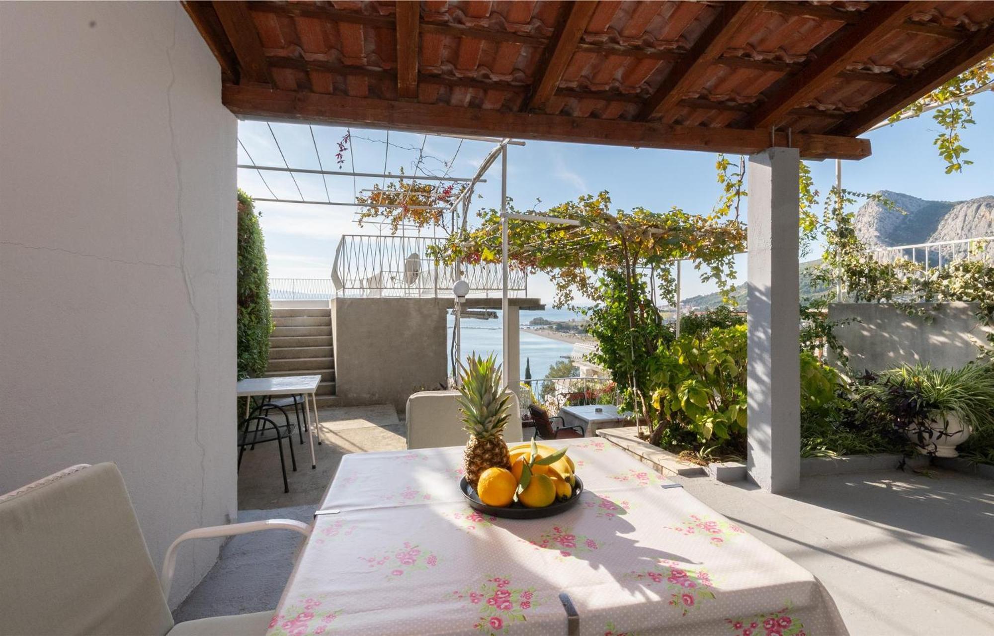 Apartments Ivan - With Parking Omiš Εξωτερικό φωτογραφία